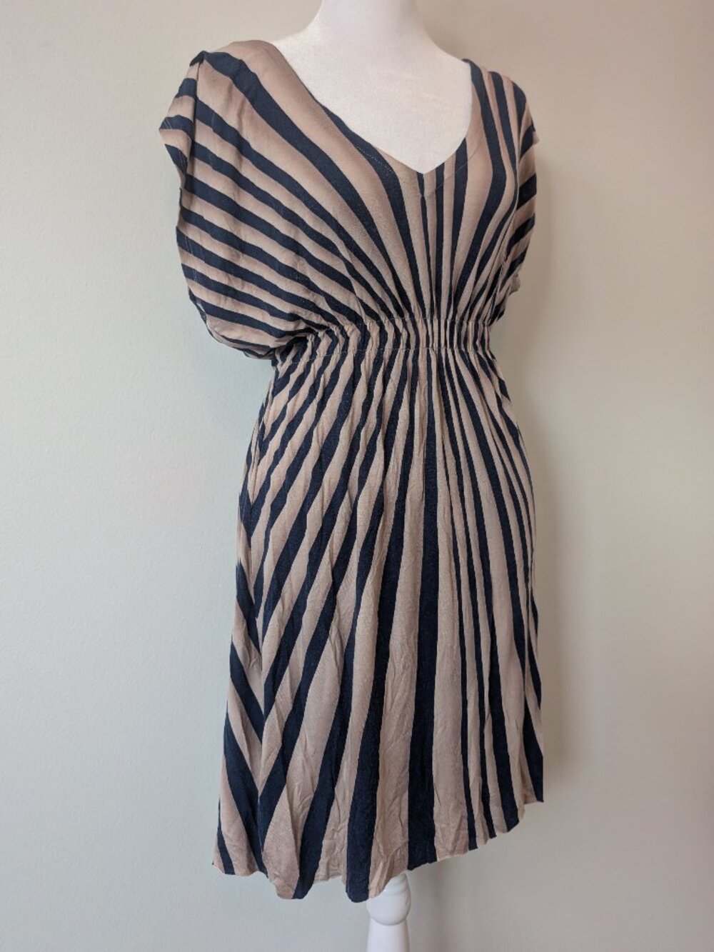 remain navy cream stripe dress ASO hanna marin pretty little liars (medium) - Picture 5 of 9